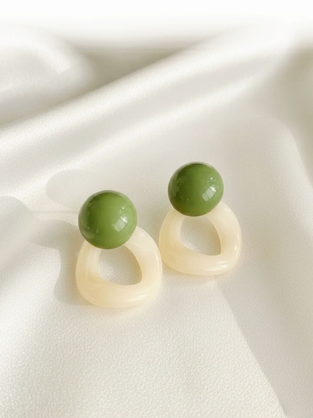 S925 Needle - Green and Cream Resin Drop Earrings -Minimalist Women's Jewelry